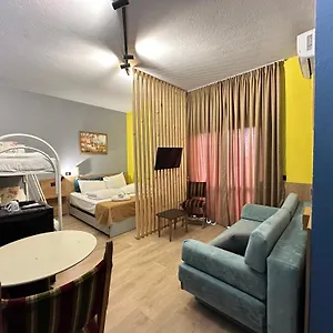 Cabare Apartments&rooms Dıraç
